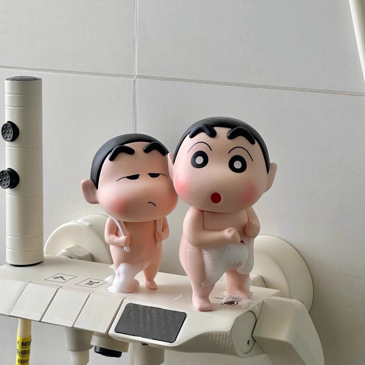 Crayon de banho shin chan, dec - Home Goods Bathroom Accessories avaliação e preço